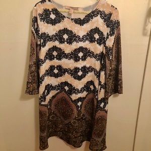 Patterned long sleeve dress